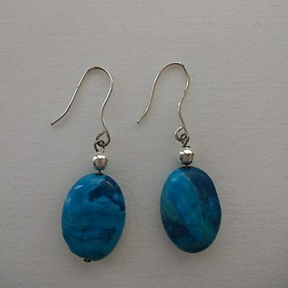 Necklace & Earrings - Picture 4 of 5